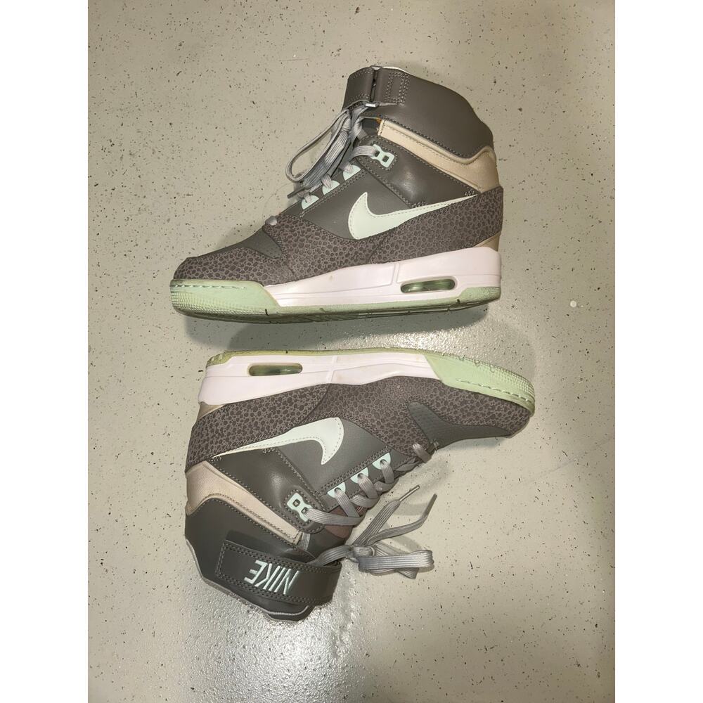 RARE - NIKE AIR REVOLUTION SKY HI WEDGE 599410 006
